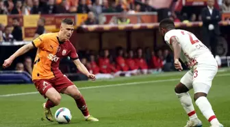 Galatasaray, Kayserispor'u 2-0 Geçiyor