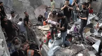 Gazze'de İsrail Saldırıları: 140 Filistinli Hayatını Kaybetti