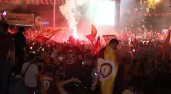 Galatasaray'ın Şampiyonluğu Antalya'da Coşkuyla Kutlandı