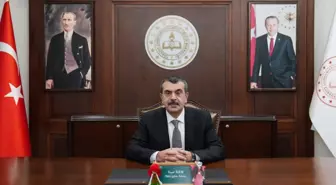 Bakan Tekin'den '19 Mayıs' mesajı