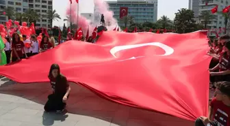 İzmir'de 19 Mayıs Atatürk'ü Anma, Gençlik ve Spor Bayramı Coşkuyla Kutlandı