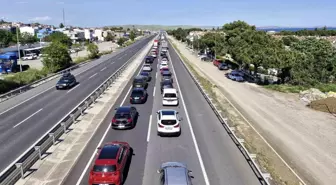 Tatilde Dönüş Yoğunluğu İstanbul Yolunda