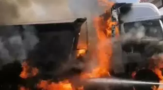 Uşak'ta Park Halindeki TIR Yangın Çıkardı