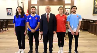 Elazığ Valisi Hatipoğlu, Gençlerle Bir Araya Geldi