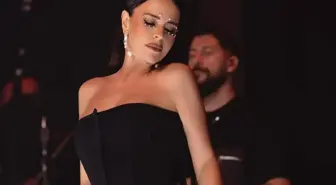Ablasının ölümüyle sarsılan Simge Sağın, sahnede zor anlar yaşadı
