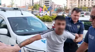 Aksaray'da Alkollü ve Ehliyetsiz Sürücü Polis ve Basın Mensuplarına Saldırdı