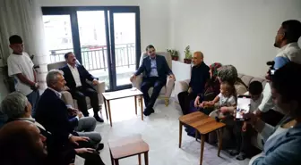 Bakan Kurum, Hatay'da Depremzedeleri Ziyaret Etti