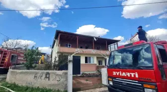 Kayseri'de İki Katlı Evde Yangın: Maddi Hasar Oluştu