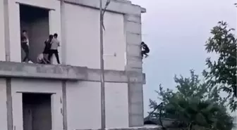 Adıyaman'da İnşaatta Oynayan Çocuklar Tehlike Saçtı