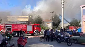 Isparta'da Oyuncak Dükkanında Yangın Çıktı