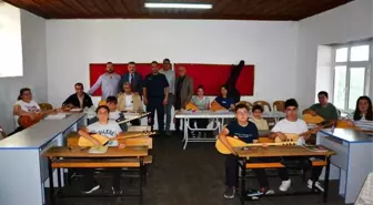 Kaymakam Odabaş Bağlama Kursunu Ziyaret Etti