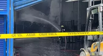 Kocaeli'de Boya Fabrikasında Yangın Kontrol Altına Alındı