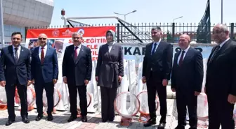 Köy Okullarına Spor Malzemesi Desteği