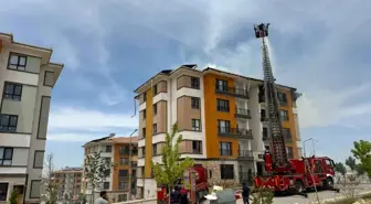 Şanlıurfa'da 5 Katlı Binada Yangın: Kontrol Altına Alındı