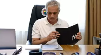 Son maçta Kadıköy'deydi! İşte Mourinho'nun yerine gelecek bir numaralı aday