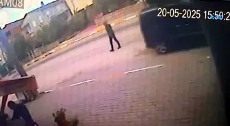 Tekirdağ'da Hafif Ticari Araç Yaya Geri Manüvre Yaparken Çarptı
