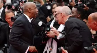 Ünlü aktör, Cannes Film Festivali'nde kendisine dokunan gazeteciye bağırdı