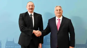 Azerbaycan Cumhurbaşkanı İlham Aliyev, Budapeşte'de TDT Zirvesi'ne Katıldı