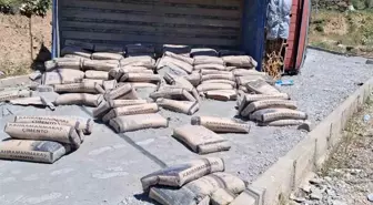 Adıyaman'da Çimento Yüklü Kamyonun Devrilmesi Sonucu 1 Yaralı