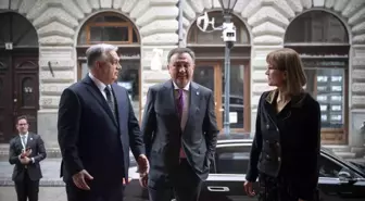 Cumhurbaşkanı Erdoğan, Macaristan'da Başbakan Orban ile kültürel programa katıldı