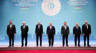 Cumhurbaşkanı Erdoğan, Türk Devletleri Teşkilatı Zirvesi'nde aile fotoğrafına katıldı