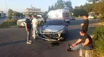 Manavgat'ta Trafik Kazası: 3 Yaralı