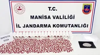 Manisa'da Uyuşturucu Operasyonu: 5 Bin 352 Sentetik Ecza Ele Geçirildi