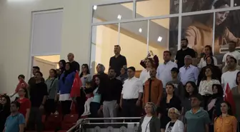 Kula'da Gençlik Haftası Kapsamında Yüzme Yarışmaları Düzenlendi
