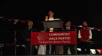 Özgür Özel: 'Büyük bir yalanla karşı karşıyayız'