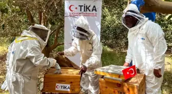 TİKA'dan Sudan'daki Arıcılara Destek