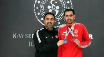 Yasin Çimen İşitme Engelliler Olimpiyat Oyunları İçin Milli Takım Kampına Davet edildi