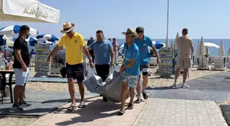 Antalya'da Alman Turist Deniz Kenarında Hayatını Kaybetti
