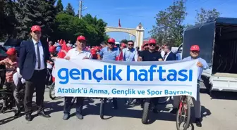 Kütahya'da Gençlik Haftası Bisiklet Turu Düzenlendi