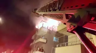Hatay'da Dört Katlı Apartmanda Yangın