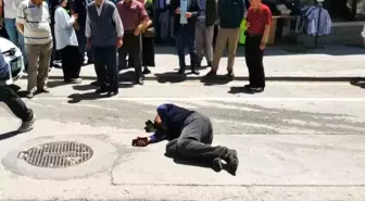 Aksaray'da Seyir Halindeki Araca Atlayan Vatandaş Hastanelik Oldu