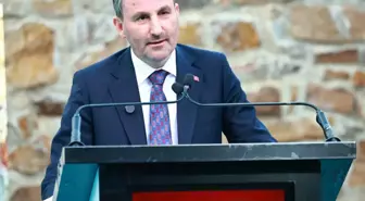 Sultanbeyli Belediyesi'nin düzenlediği 11'inci uluslararası 'İstanbulensis Şiir Festivali' başladı