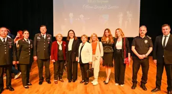 Yalova'da Aile İçi Şiddeti Önleme Tiyatrosu Sahnelendi