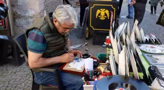 Sivas'ta Kaligrafi Sanatçısı Pirinç Tanelerine Tarihi Simgeler İşliyor