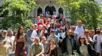 Büyükada'da 'Azmanbüs' Protestosunda Gözaltına Alınan 10 Aktivistin Yargılanmasına Başlandı
