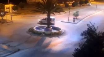 Serik'te Gece Yarısı Drift Yarışı Mahalleliyi Uykusuz Bıraktı
