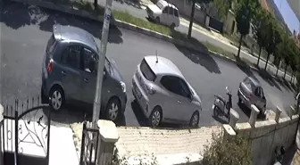 Afyonkarahisar'da Motosiklet Kazası: 2 Genç Yaralandı
