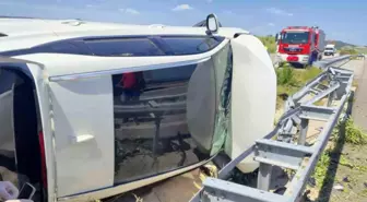 Balıkesir'de Takla Atan Cipte 2 Yaralı