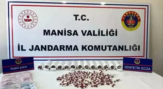 Manisa'da Uyuşturucu Operasyonu: 2.415 Hap ve 15.500 TL Ele Geçirildi