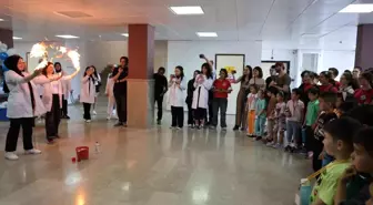 Düzce Üniversitesi'nde Fen Eğitimi Sergisi Açıldı