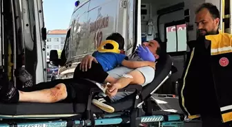 Bursa'da Motosiklet Kazasında Baba ve İki Çocuk Yaralandı
