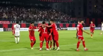 Vanspor FK, Elazığspor'u 4-1 Yenerek Finale Yükseldi