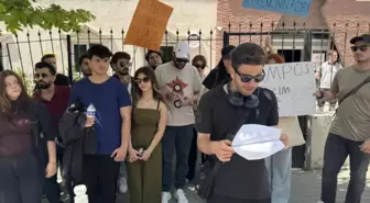 Üniversiteliler yüzde 74'lük zammı protesto etti