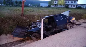 Kastamonu'da Otomobil Kazası: 2 Yaralı