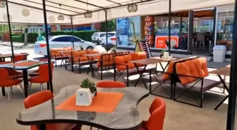 Alkollü Sürücü Traktörle Kafeye Girdi