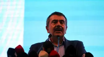 Milli Eğitim Bakanı Tekin, Robot Yarışmasında Öğretmen İstihdam Sürecini Değiştiriyor